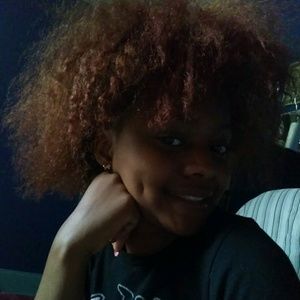 Meet your Posher, Celeste